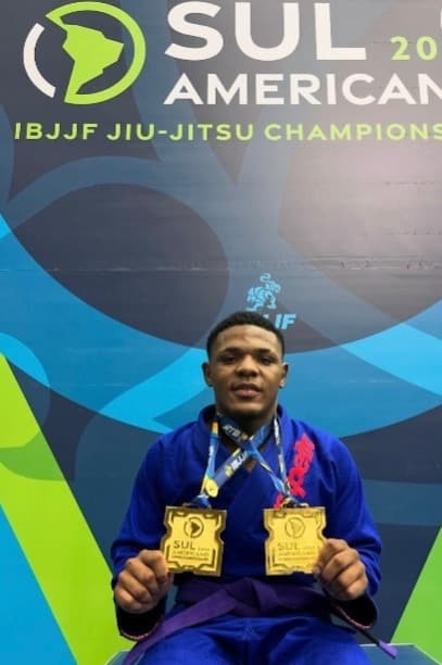 Ryan Maguila - Campeão